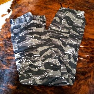 NWOT Camo Pants
